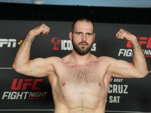 Martin Buday na ofiaciálním vážení UFC