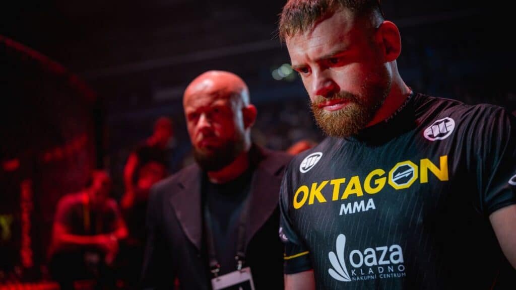 Patrik Kincl kritizuje rozhodčí oktagonu